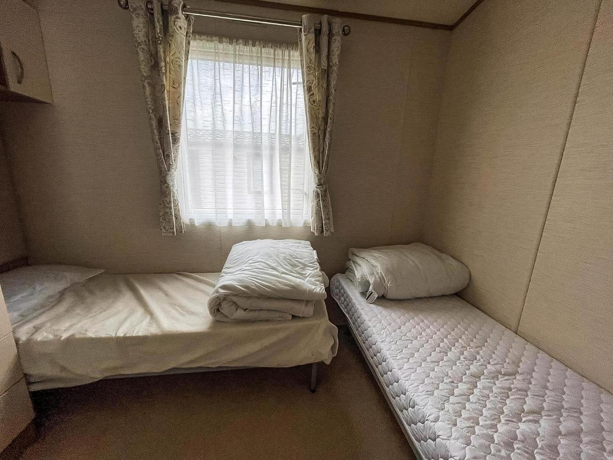 Lovely 6 Berth Caravan With Decking And Wifi In Kent, Ref 47017C Hotel Whitstable Buitenkant foto